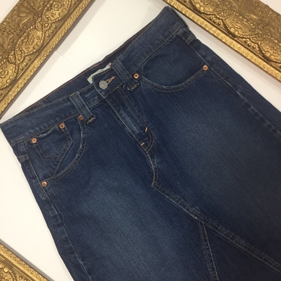 LEVI’S Jean Skirt Frayed Hem SZ 10 - Picture 2 of 7